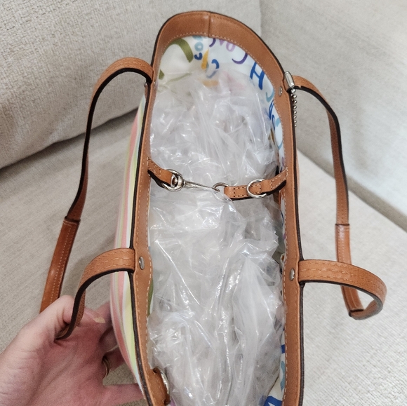 Like New Coach Hampton Pastel Striped Satchel Tote Bag Purse - Picture 13 of 13